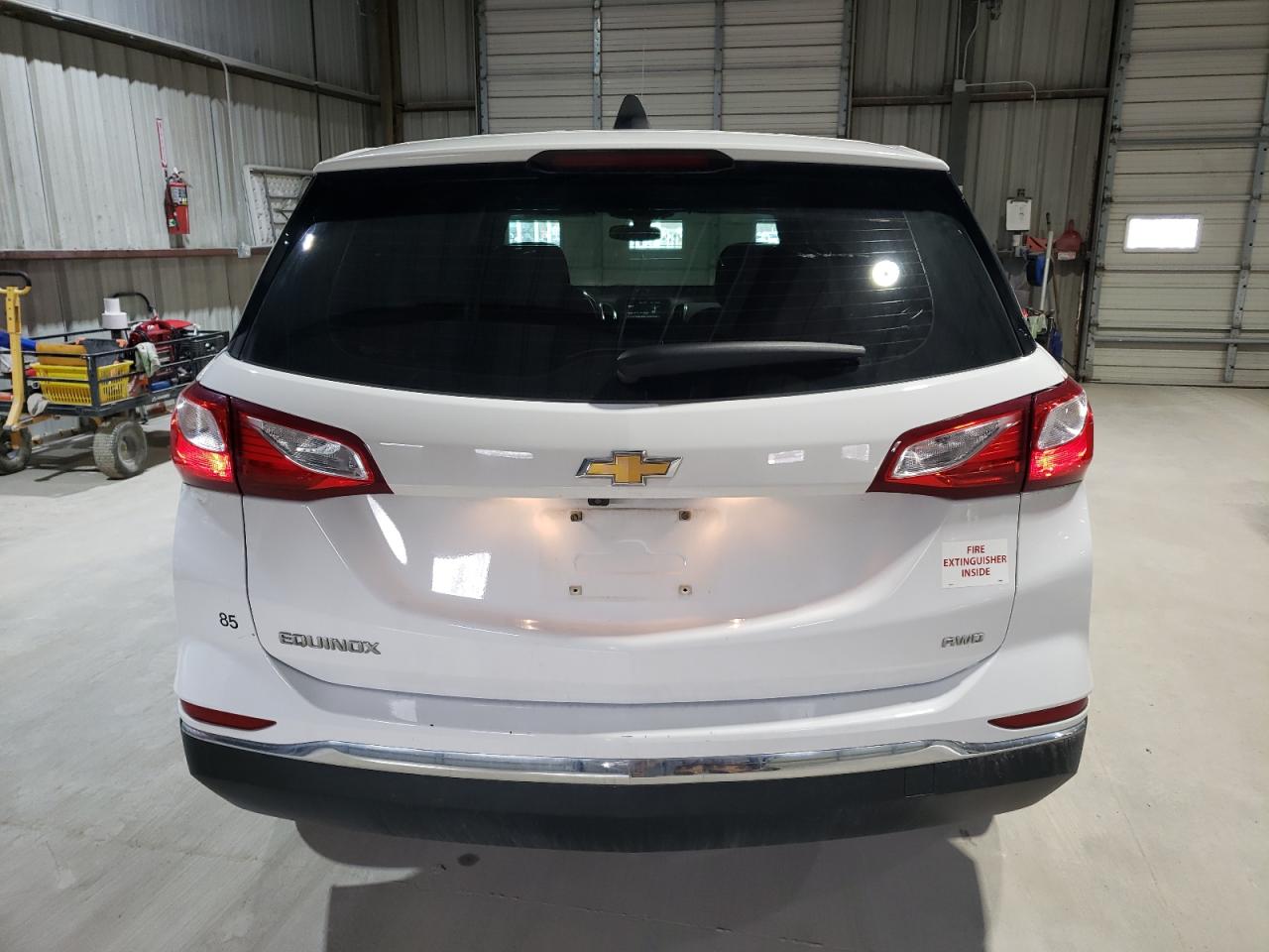 2018 Chevrolet Equinox VIN 2GNAXREV5J6170881 Copart auction photo, hail / minor dent/scratches damage thumbnail 6