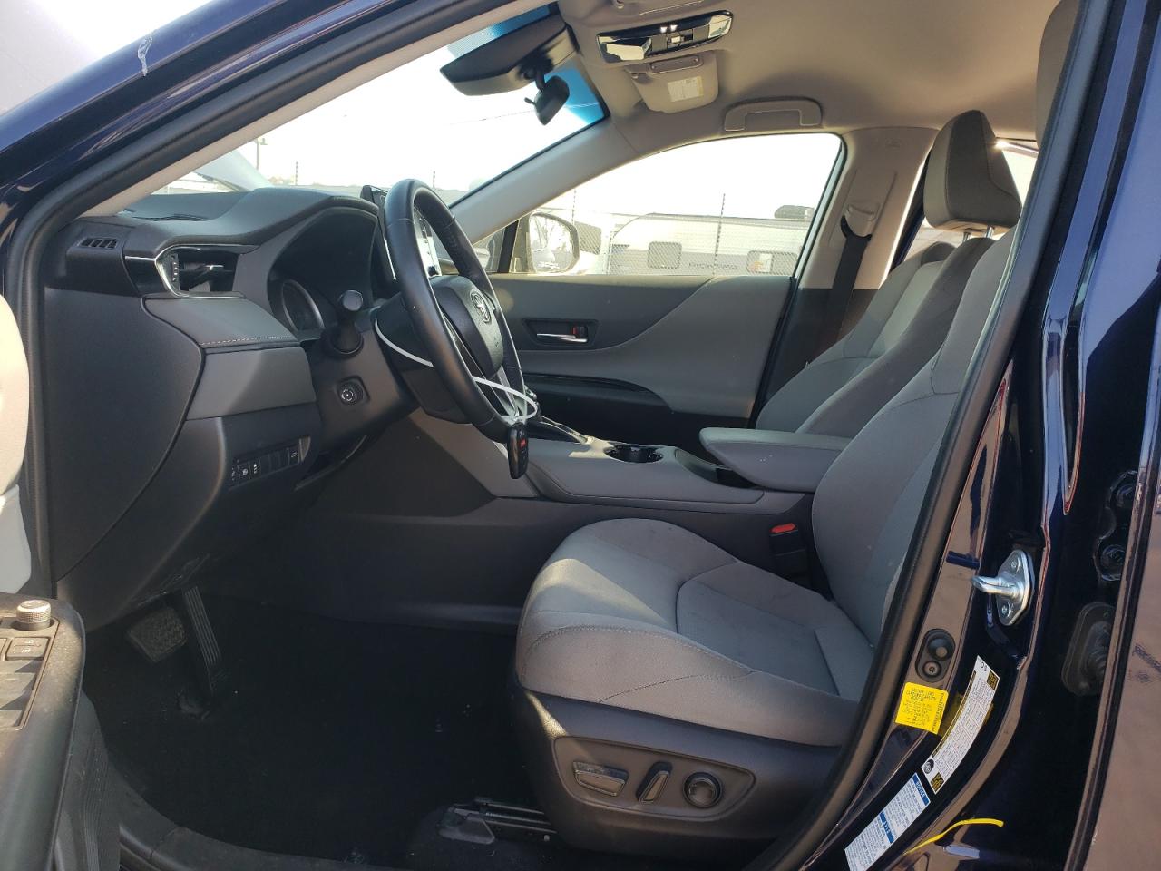 2021 Toyota Venza VIN JTEAAAAH1MJ055337 Copart auction photo, front end / side damage thumbnail 7