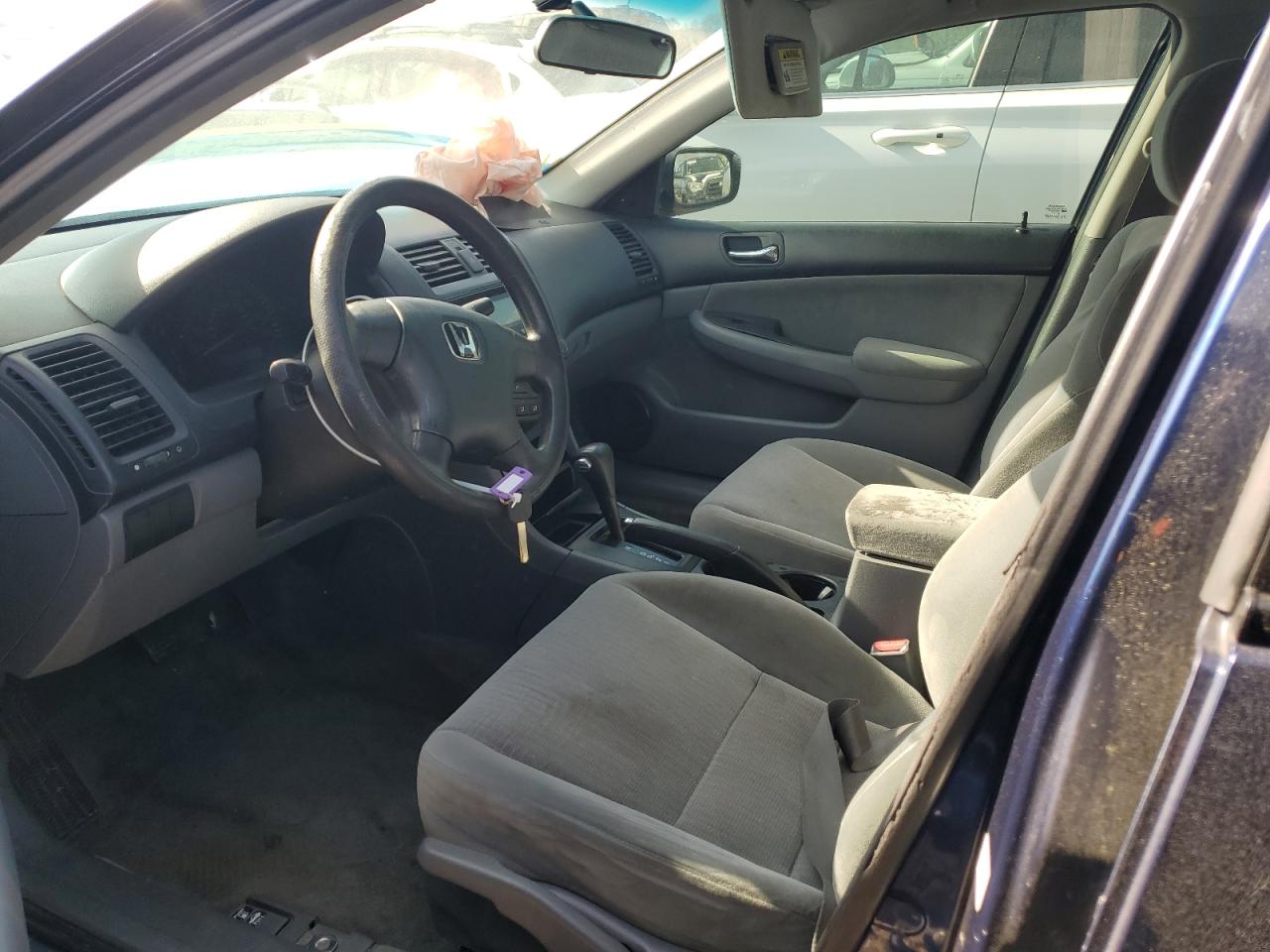 2005 Honda Accord VIN 1HGCM56195A159715 Copart auction photo, front end / rear end damage thumbnail 7