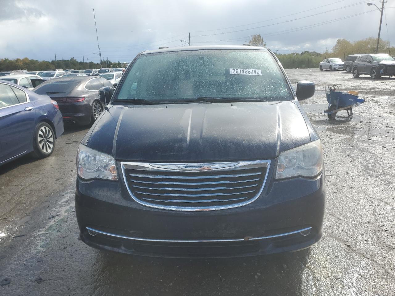 2014 Chrysler Town & Country VIN 2C4RC1BG3ER367597 Copart auction photo, rear end / minor dent/scratches damage thumbnail 5