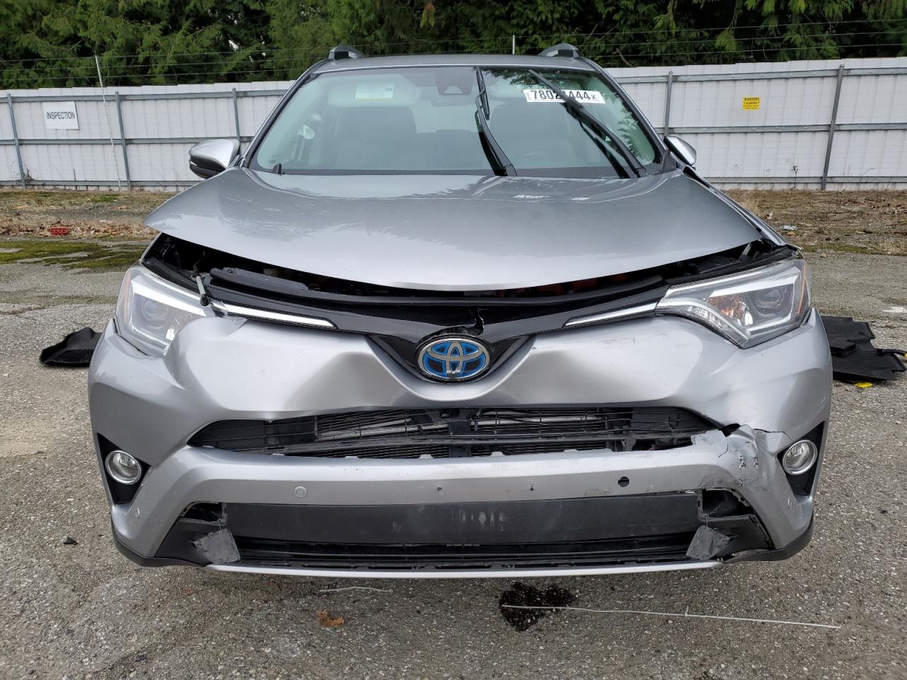 2017 Toyota RAV 4 VIN JTMDJREV1HD106954 Copart auction photo, front end damage thumbnail 5