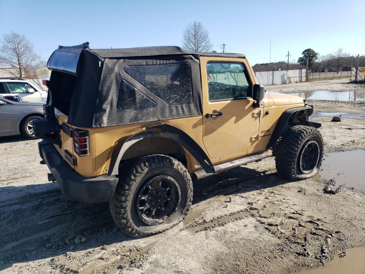 2013 Jeep Wrangler VIN 1C4AJWAG5DL638636 Copart auction photo, side / rear end damage thumbnail 3