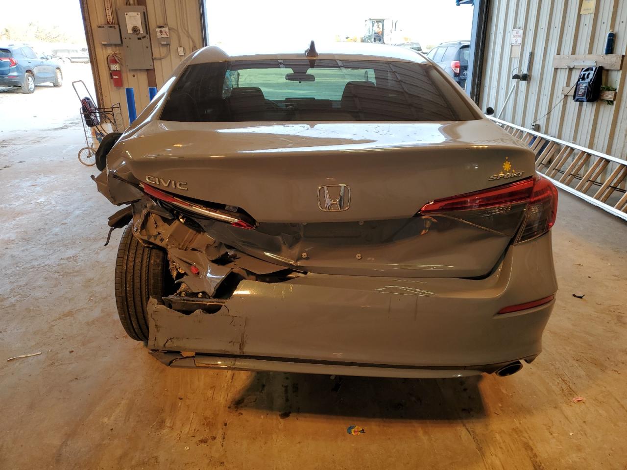 2022 Honda Civic VIN 2HGFE2F56NH534117 Copart auction photo, rear end / undercarriage damage thumbnail 6