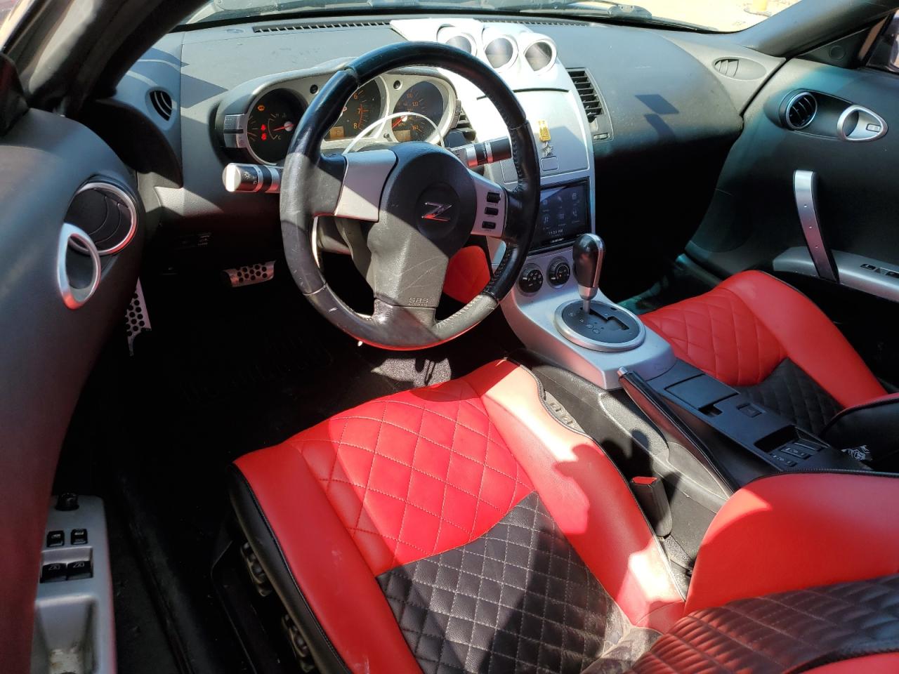 2005 Nissan 350Z VIN JN1AZ36A45M753187 Copart auction photo, rear end / minor dent/scratches damage thumbnail 8