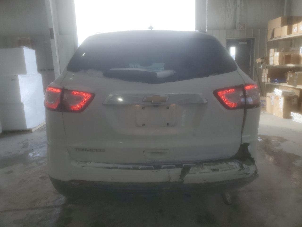 2017 Chevrolet Traverse VIN 1GNKRGKD2HJ323759 Copart auction photo, rear end / front end damage thumbnail 6