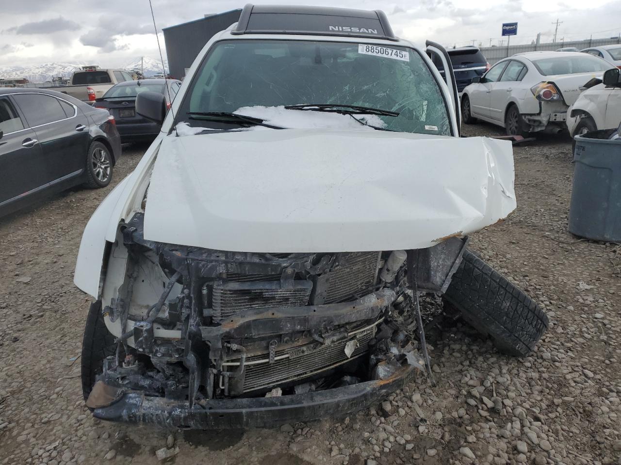 2014 Nissan XTerra VIN 5N1AN0NWXEN810194 Copart auction photo, side damage thumbnail 5