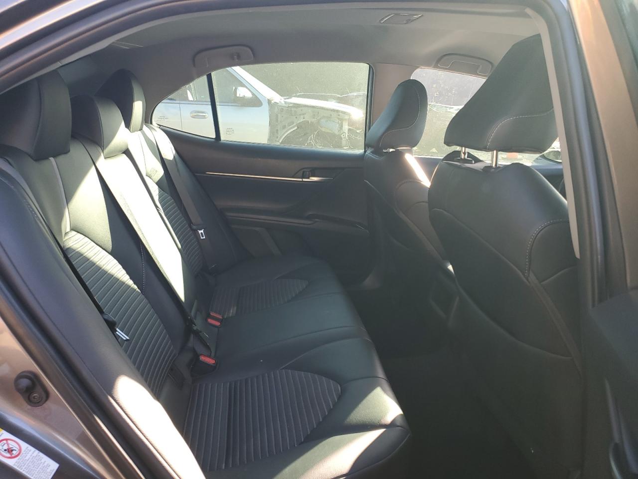 2018 Toyota Camry VIN 4T1B11HK9JU676230 Copart auction photo, front end / side damage thumbnail 10