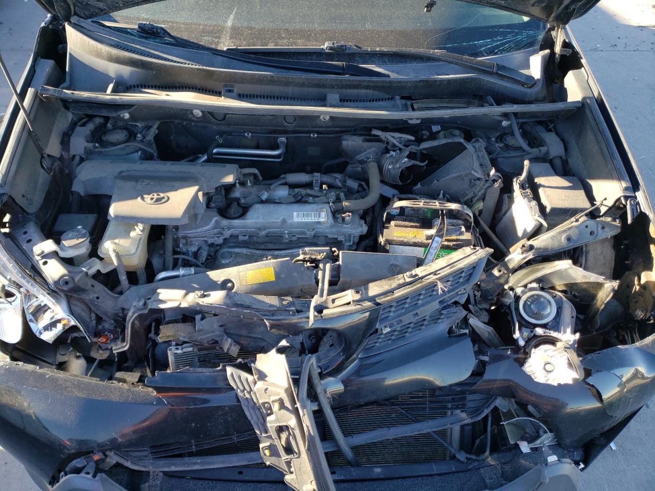 2015 Toyota RAV 4 VIN 2T3DFREV3FW373482 Copart auction photo, front end / minor dent/scratches damage thumbnail 12