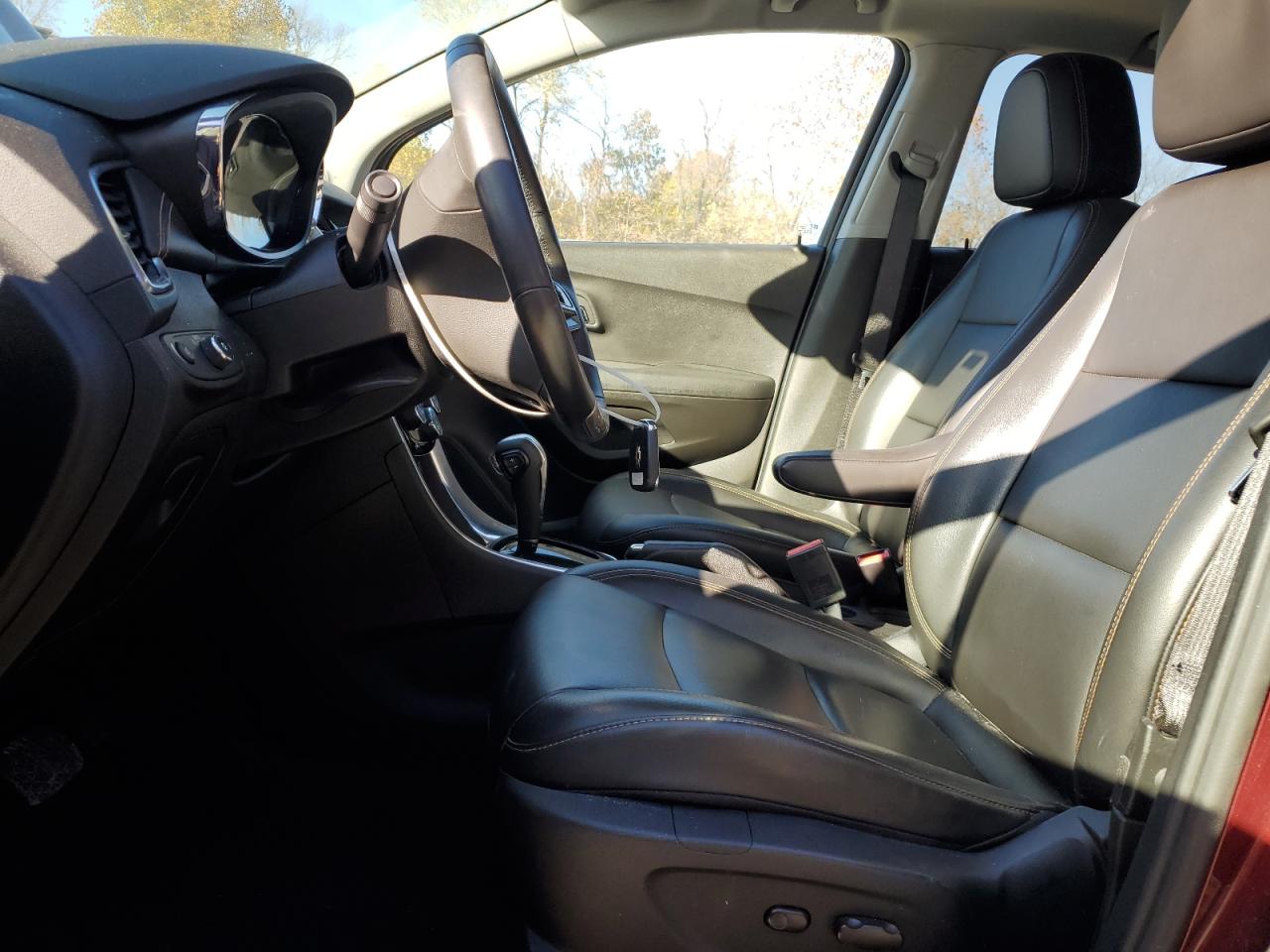 2017 Chevrolet Trax VIN 3GNCJRSB9HL261209 Copart auction photo, front end damage thumbnail 7