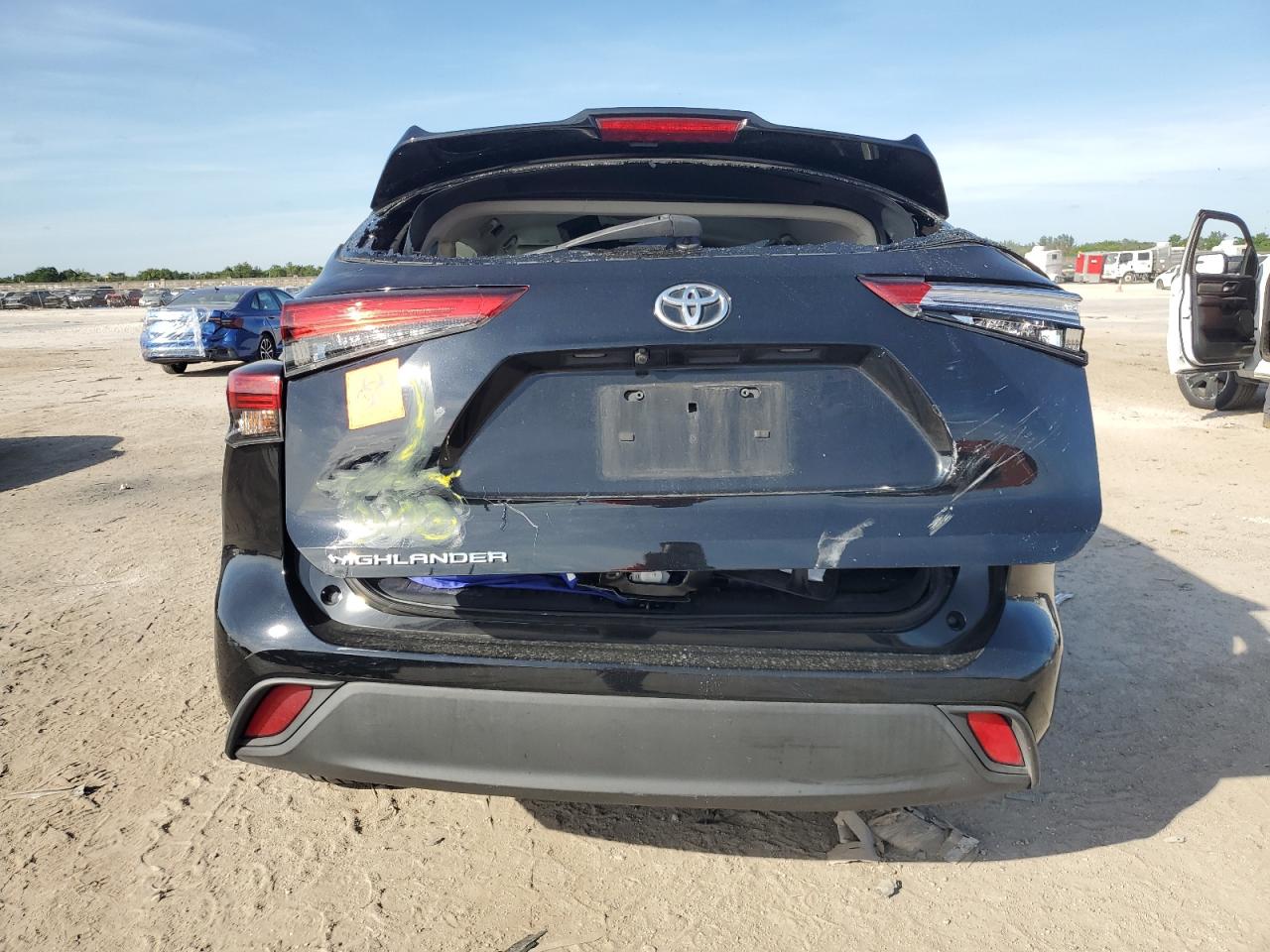 2021 Toyota Highlander VIN 5TDCZRAH8MS035061 Copart auction photo, all over / undercarriage damage thumbnail 6