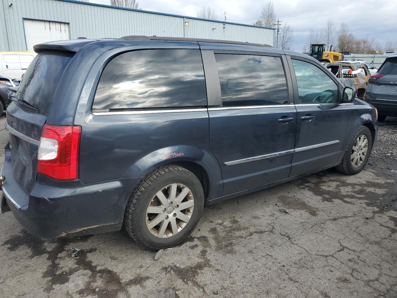 2014 Chrysler Town & Country VIN 2C4RC1BG2ER293783 Copart auction photo, rear end damage thumbnail 3