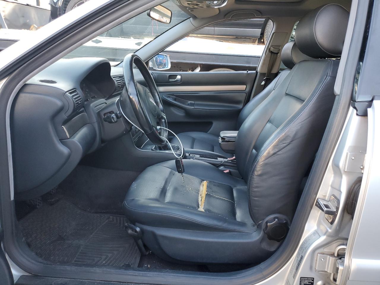 1999 Audi A4 VIN WAUCB28D1XA301646 Copart auction photo, minor dent/scratches damage thumbnail 7