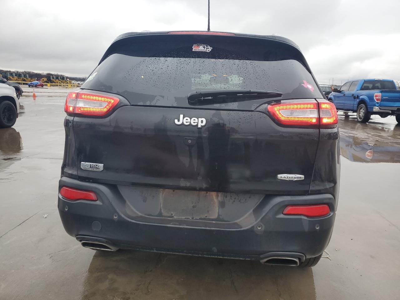 2017 Jeep Grand Cherokee VIN 1C4PJLCS6HW641690 Copart auction photo, front end damage thumbnail 6