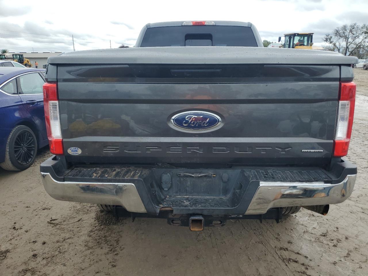 2017 Ford F250 VIN 1FT7W2B6XHEB33048 Copart auction photo, water/flood damage thumbnail 6