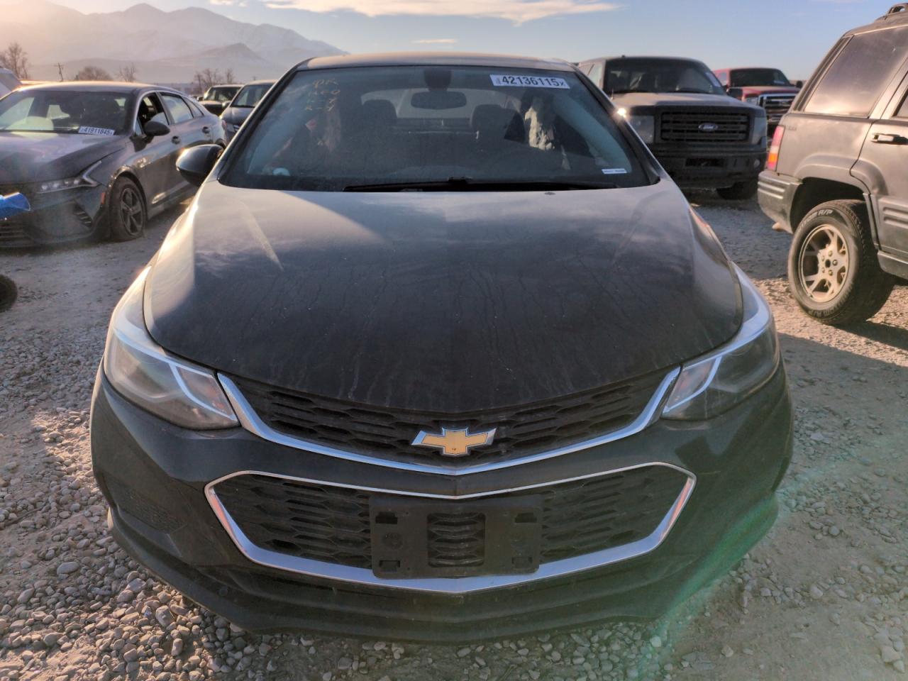 2017 Chevrolet Cruze VIN 1G1BE5SM6H7213053 Copart auction photo, side damage thumbnail 5