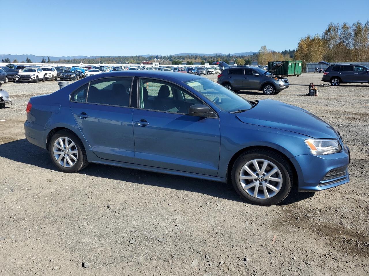 2015 Volkswagen Jetta VIN 3VWD17AJ7FM286592 Copart auction photo, front end / side damage thumbnail 4