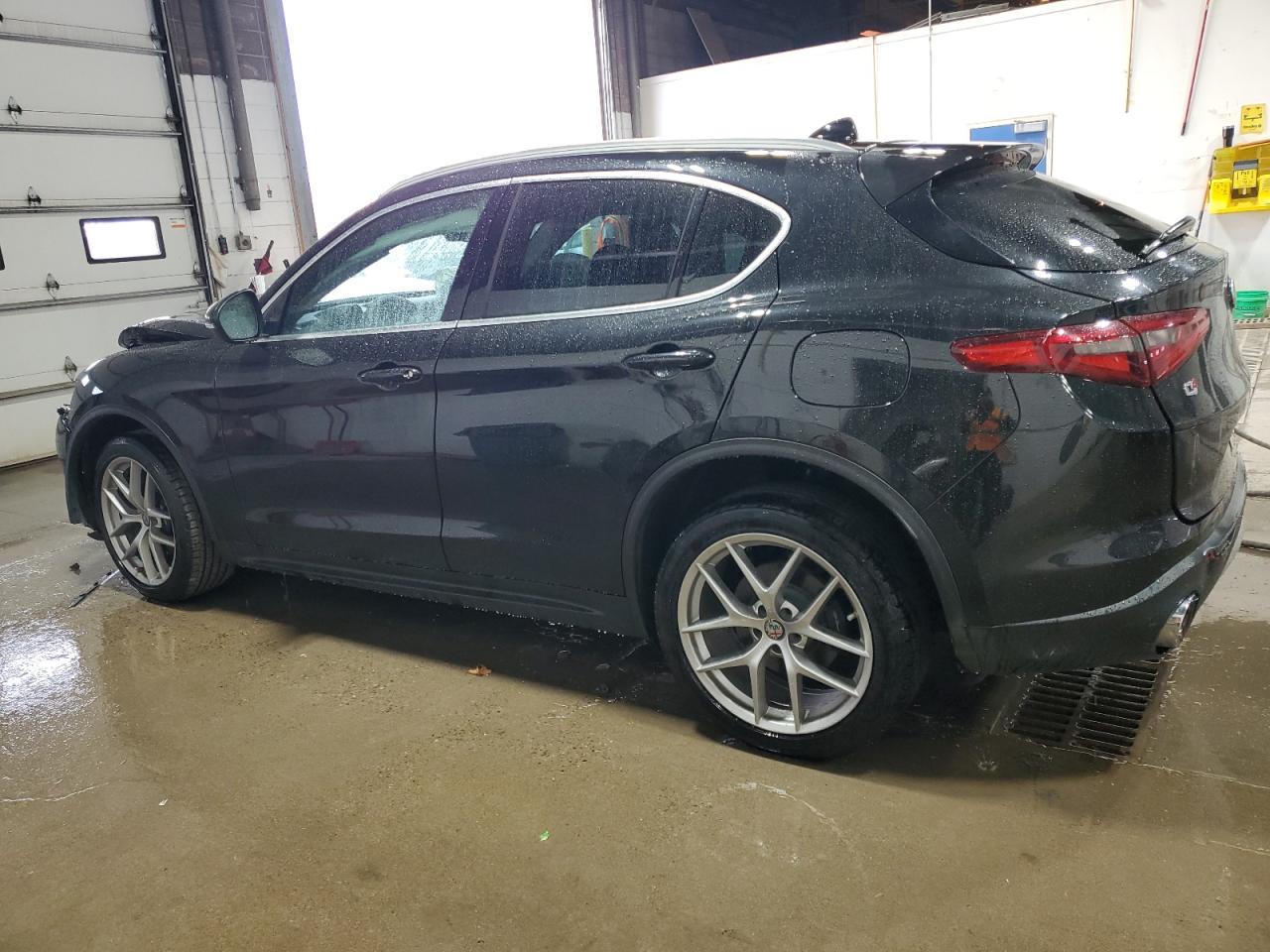 2018 Alfa Romeo Stelvio VIN ZASFAKAN5J7B79195 Copart auction photo, front end / rear end damage thumbnail 2