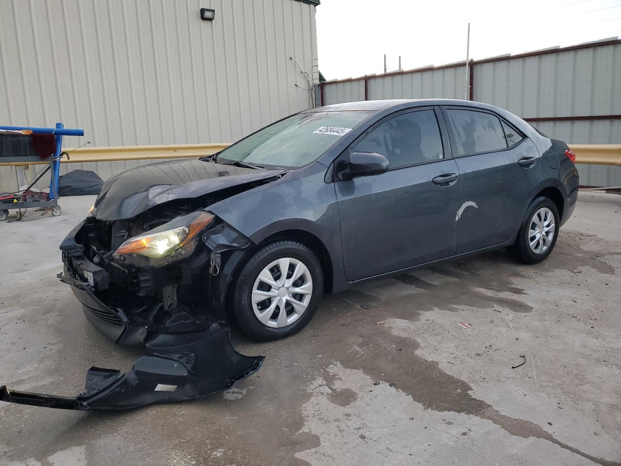 2018 Toyota Corolla VIN 5YFBURHE5JP809955