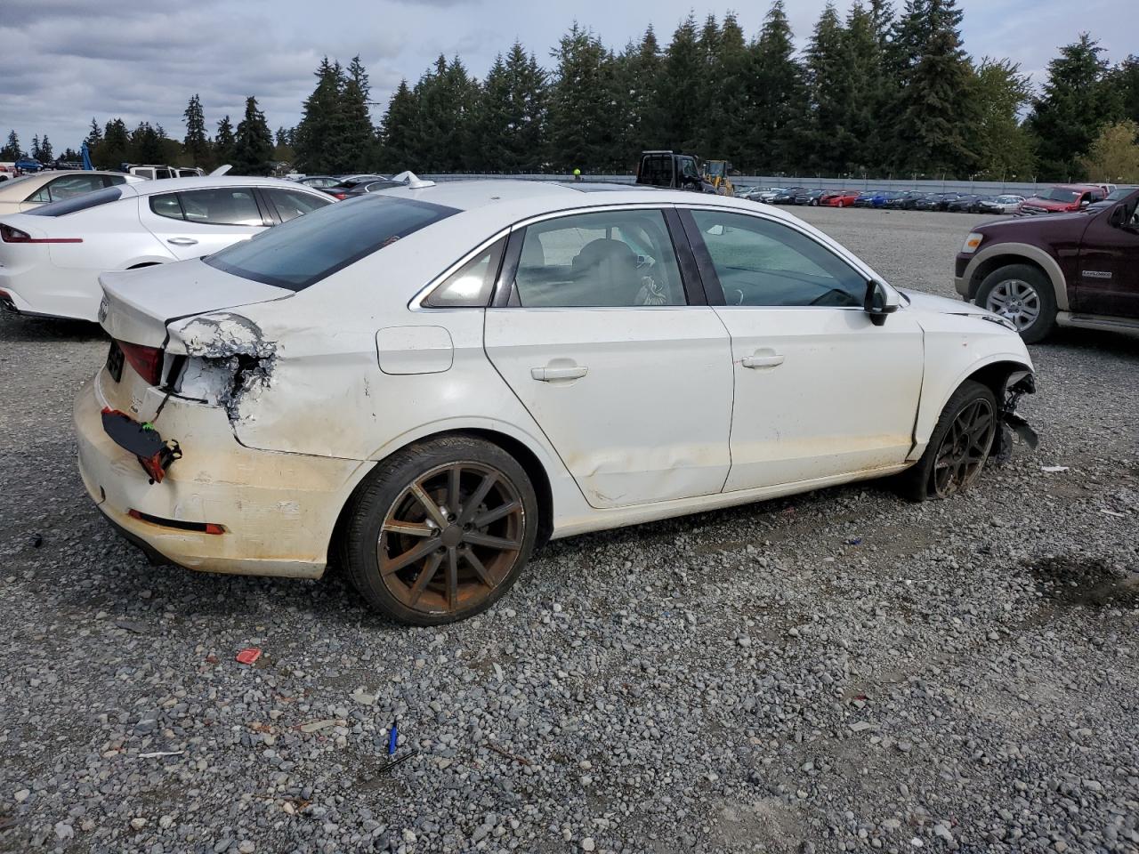 2016 Audi A3 VIN WAUE8GFF5G1074440 Copart auction photo, front end / rear end damage thumbnail 3