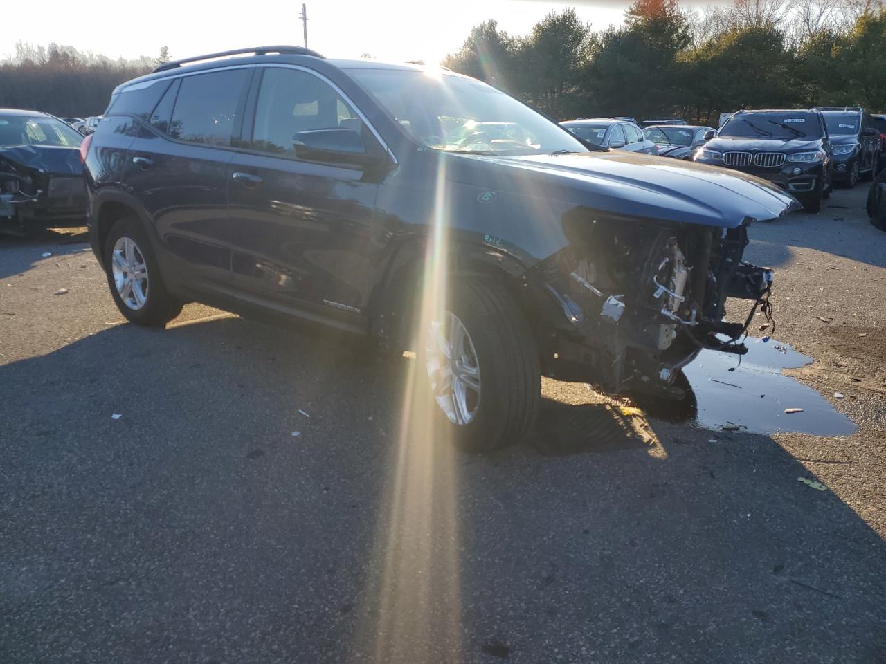 2019 GMC Terrain VIN 3GKALTEV8KL393192 Copart auction photo, front end / minor dent/scratches damage thumbnail 4
