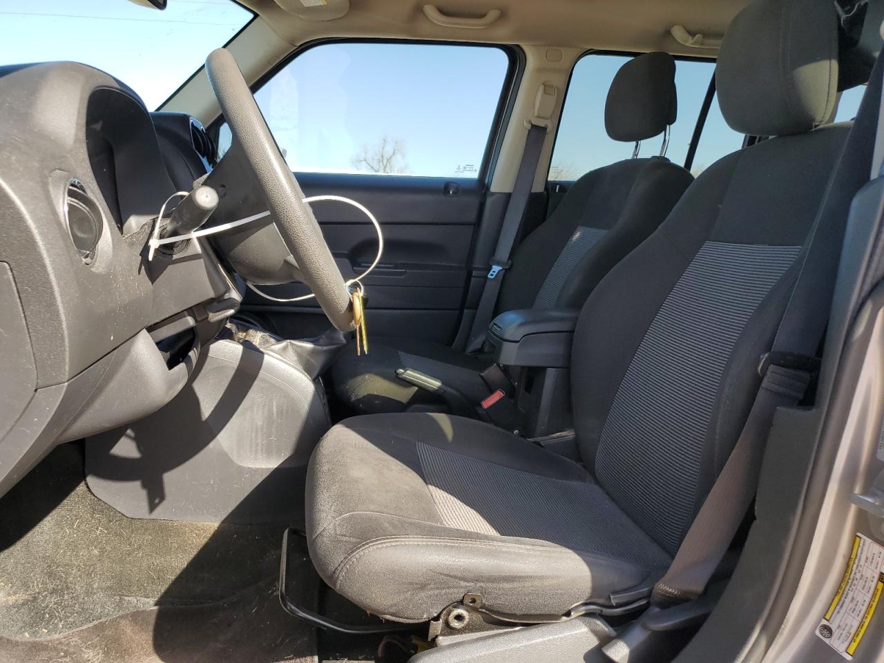 2016 Jeep Liberty (Patriot) VIN 1C4NJPBA6GD790019 Copart auction photo, mechanical / minor dent/scratches damage thumbnail 7