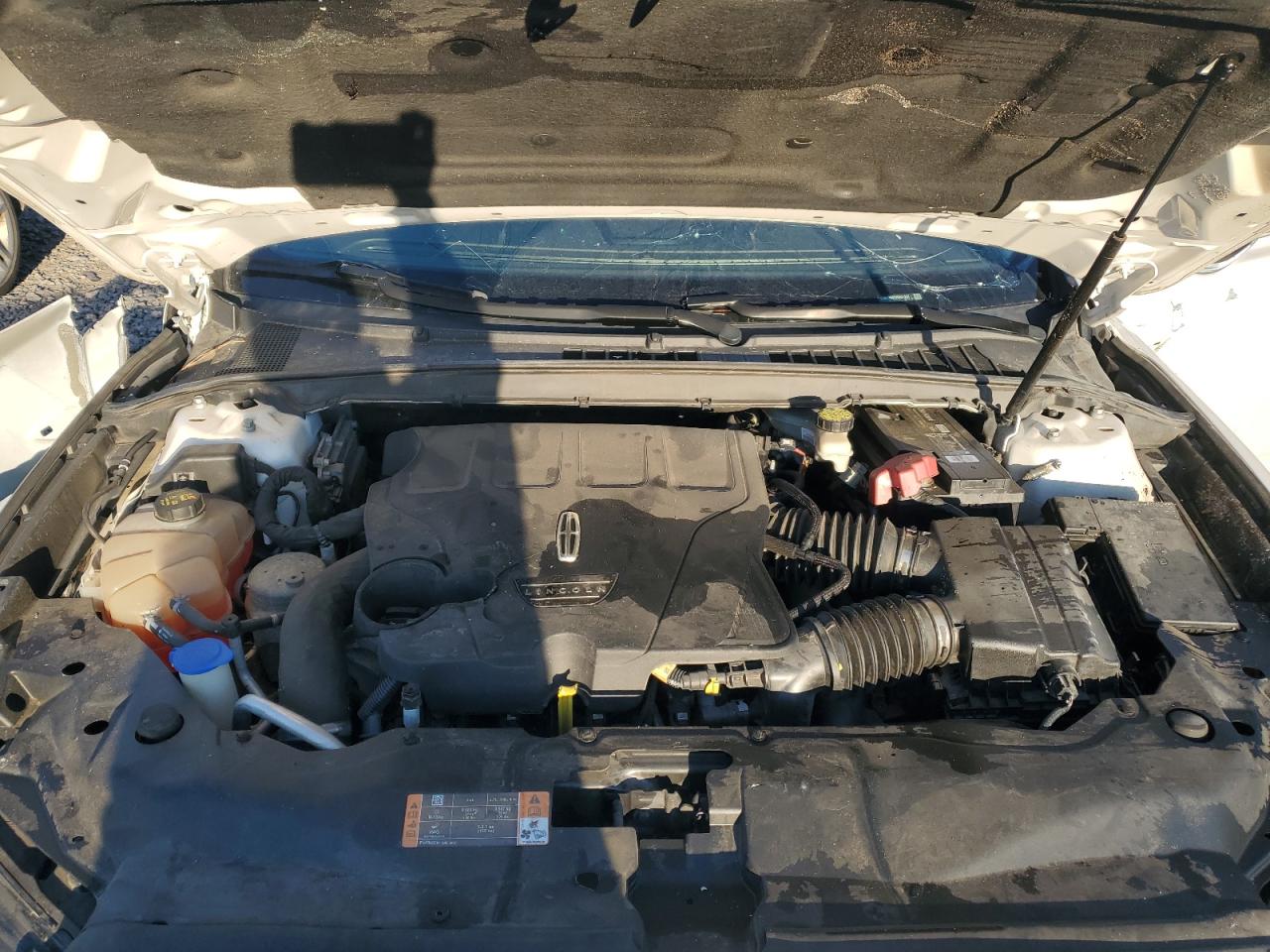 2017 Lincoln Continental VIN 1LN6L9NP7H5631267 Copart auction photo, front end / side damage thumbnail 11