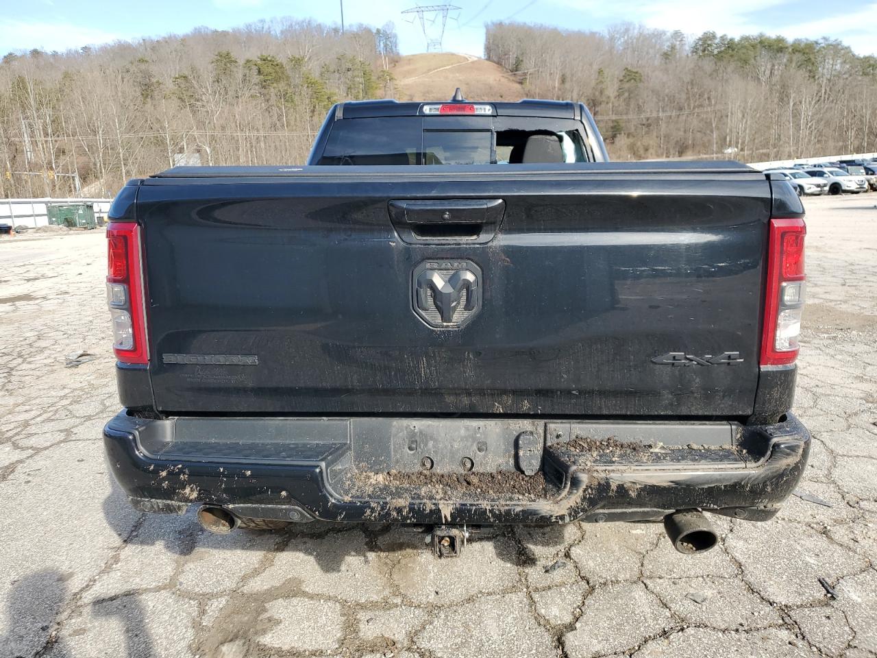 2020 RAM 1500 VIN 1C6SRFBT6LN204292 Copart auction photo, front end / side damage thumbnail 6