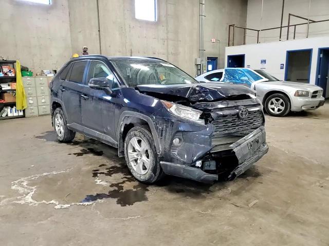 2021 Toyota RAV 4 VIN 2T3P1RFV0MW231940 Copart auction photo, front end / side damage thumbnail 11