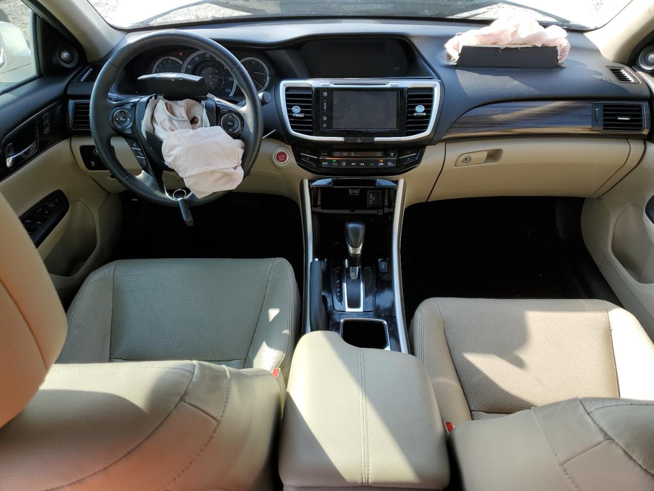 2016 Honda Accord VIN 1HGCR2F84GA017062 Copart auction photo, front end damage thumbnail 8