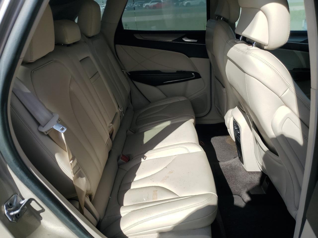 2017 Lincoln MKC VIN 5LMCJ1C9XHUL68497 Copart auction photo, water/flood damage thumbnail 11