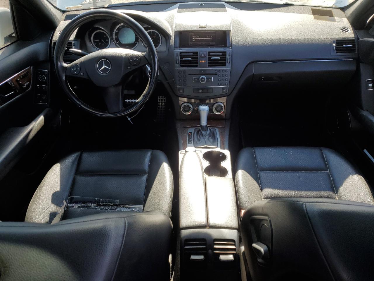 2011 Mercedes-Benz C-klasse VIN WDDGF8BB8BR185395 Copart auction photo, side / front end damage thumbnail 8