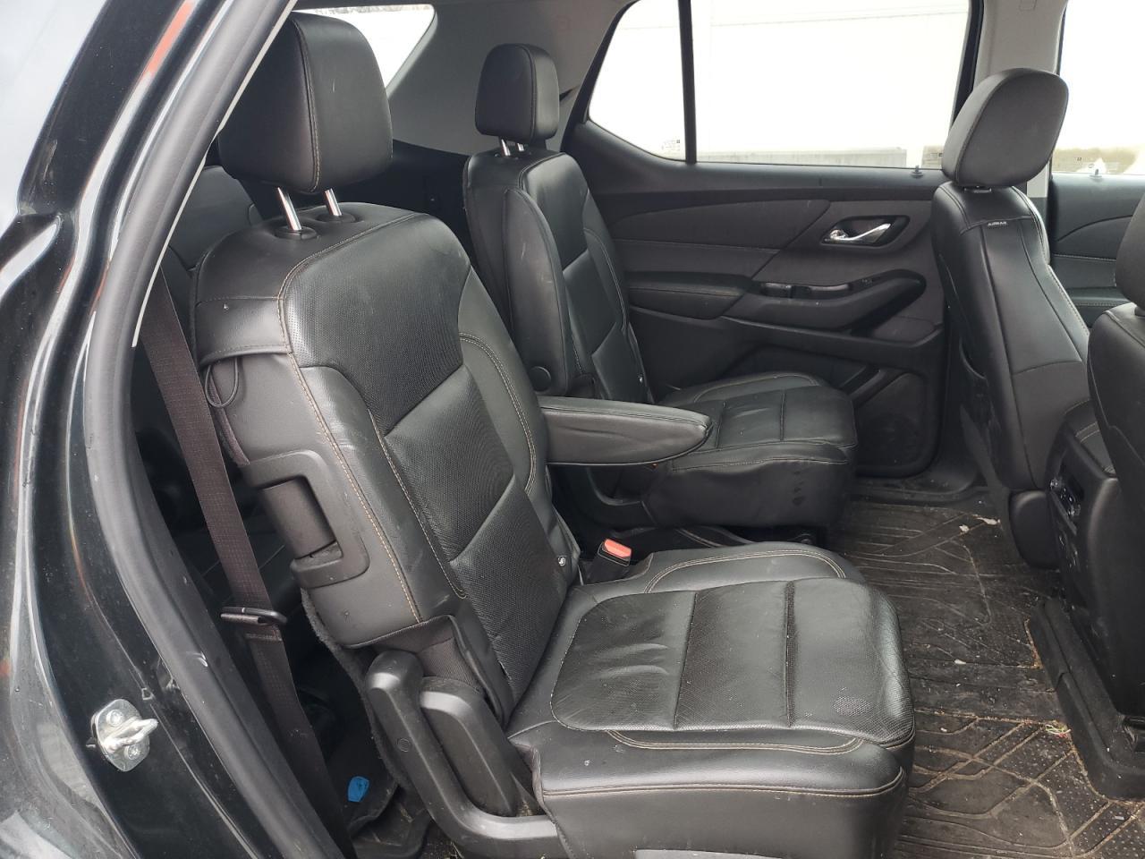 2020 Chevrolet Traverse VIN 1GNEVKKW5LJ182501 Copart auction photo, front end / side damage thumbnail 11