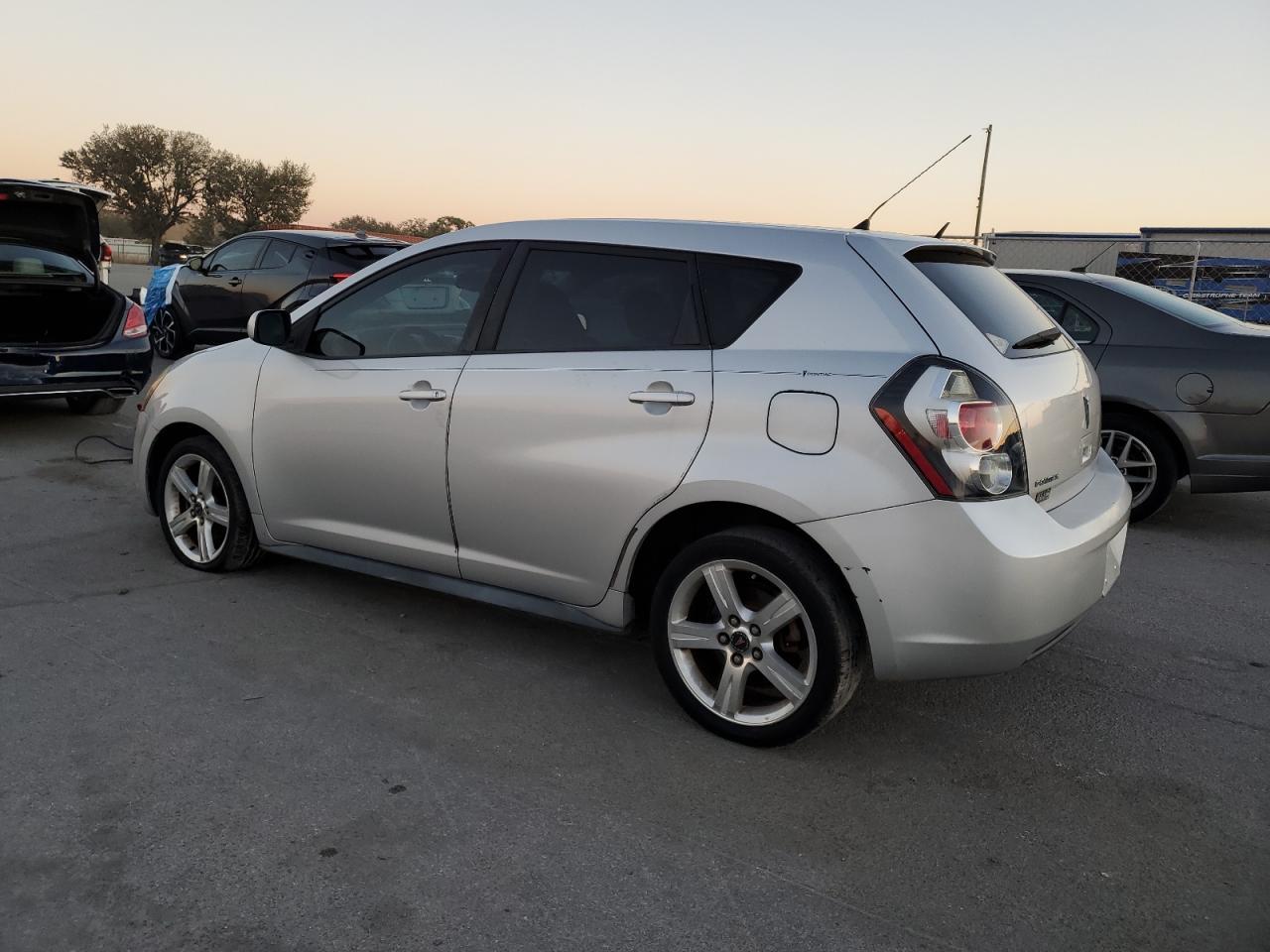 2009 Pontiac Vibe VIN 5Y2SP67009Z400839 Copart auction photo, front end / side damage thumbnail 2