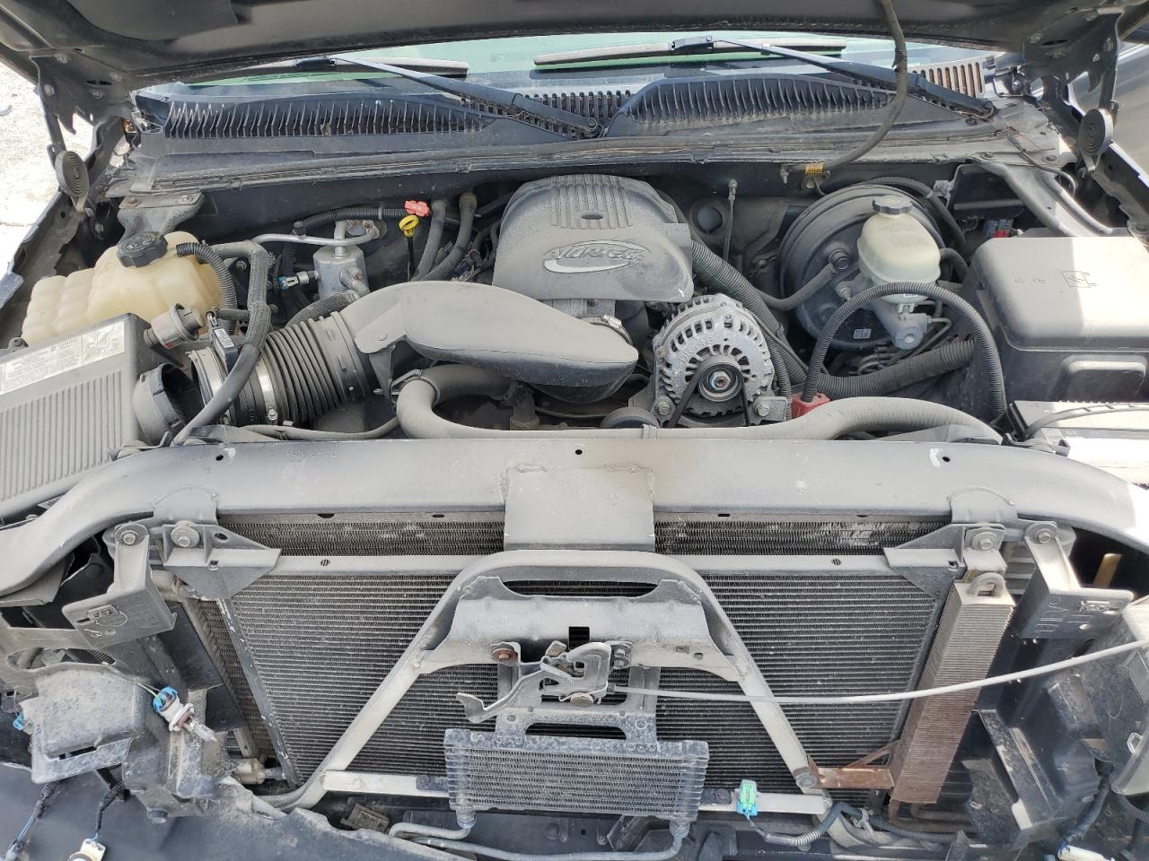 2005 Chevrolet Silverado VIN 1GCEK19Z25Z228463 Copart auction photo, front end / side damage thumbnail 12