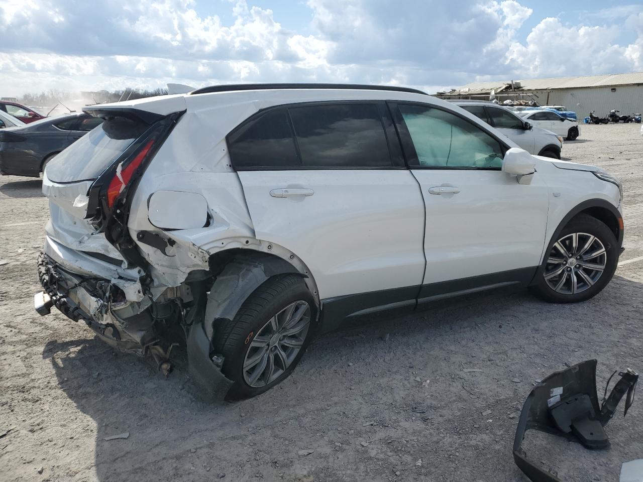 2020 Cadillac XT4 VIN 1GYFZER45LF028178 Copart auction photo, all over / undercarriage damage thumbnail 3