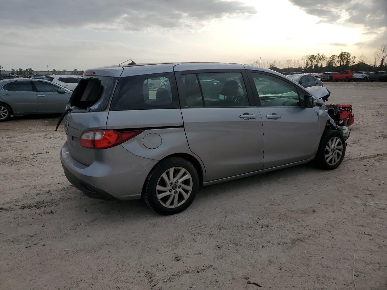 2014 Mazda 5 VIN JM1CW2BL7E0166327 Copart auction photo, front end / minor dent/scratches damage thumbnail 3