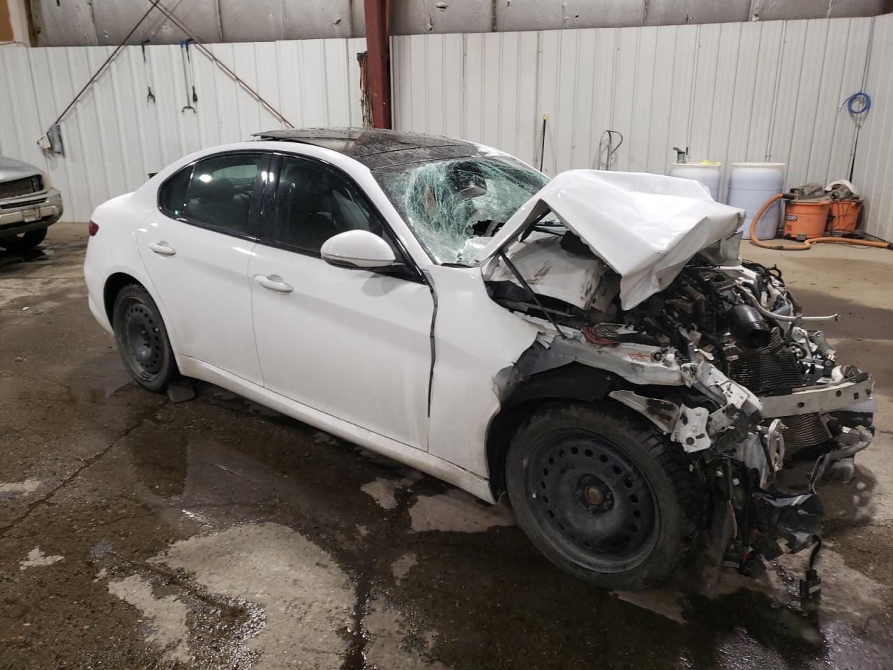 2018 Alfa Romeo Giulia VIN ZARFAEEN1J7583797 Copart auction photo, front end / all over damage thumbnail 4