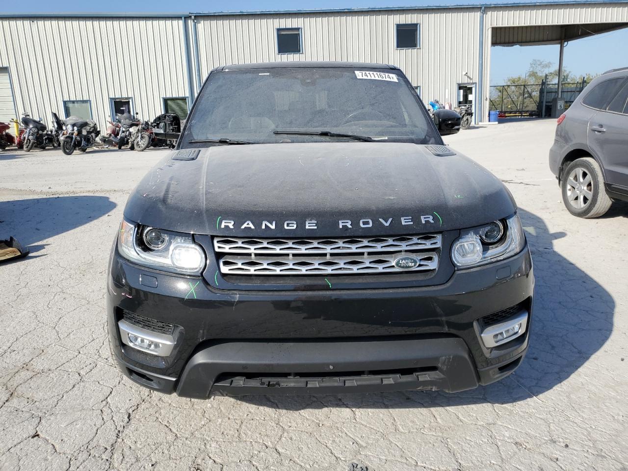 2017 Land Rover Range Rover VIN SALWR2FV7HA671372 Copart auction photo, vandalism / minor dent/scratches damage thumbnail 5