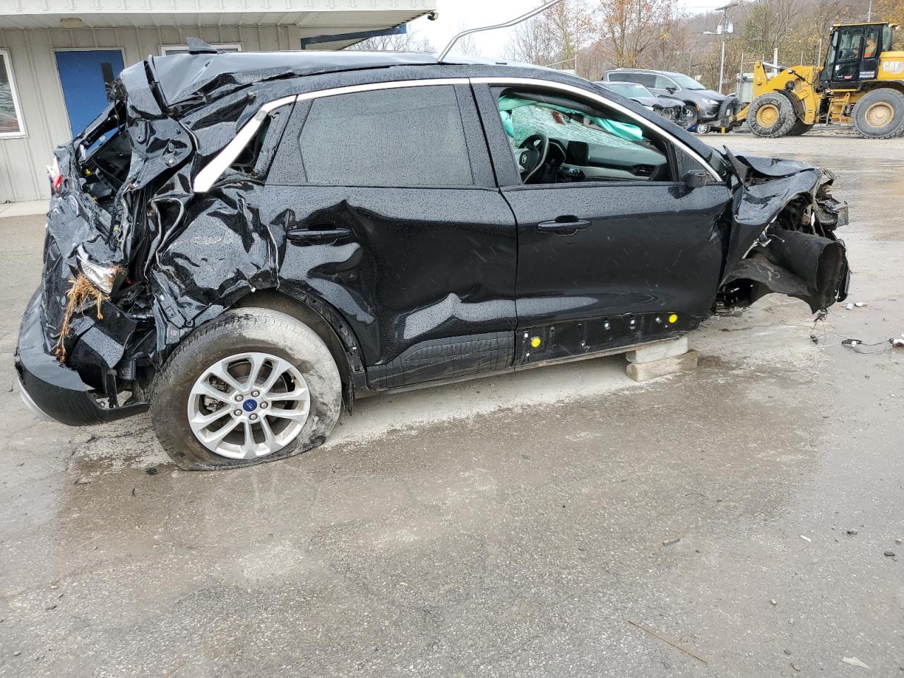 2022 Ford Escape VIN 1FMCU9G66NUC01753 Copart auction photo, all over damage thumbnail 3