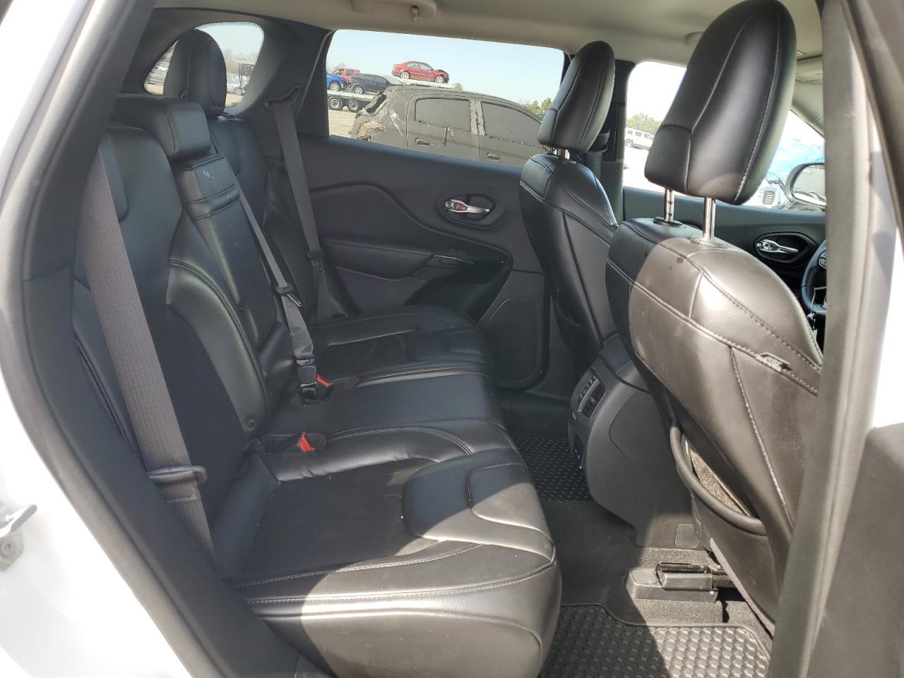 2019 Jeep Grand Cherokee VIN 1C4PJMLB5KD294586 Copart auction photo, front end damage thumbnail 11