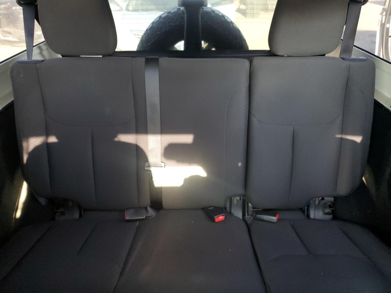2018 Jeep Wrangler VIN 1C4HJWDG5JL928106 Copart auction photo, front end / side damage thumbnail 10