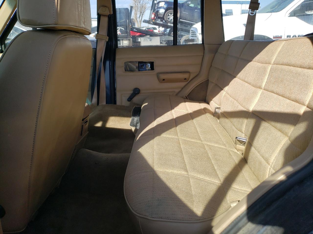 1994 Jeep Grand Cherokee VIN 1J4FJ28S7RL175098 Copart auction photo, side damage thumbnail 11
