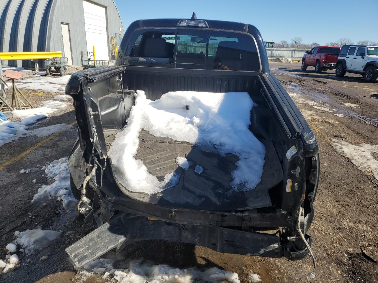 2020 Toyota Tacoma VIN 5TFCZ5AN9LX215091 Copart auction photo, rear end damage thumbnail 6