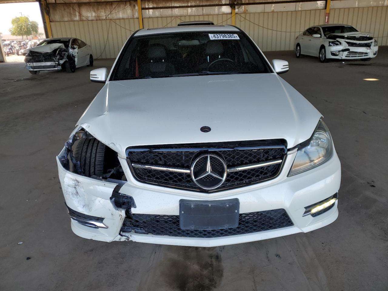 2014 Mercedes-Benz C-klasse VIN WDDGF4HB2EA902019 Copart auction photo, front end damage thumbnail 5