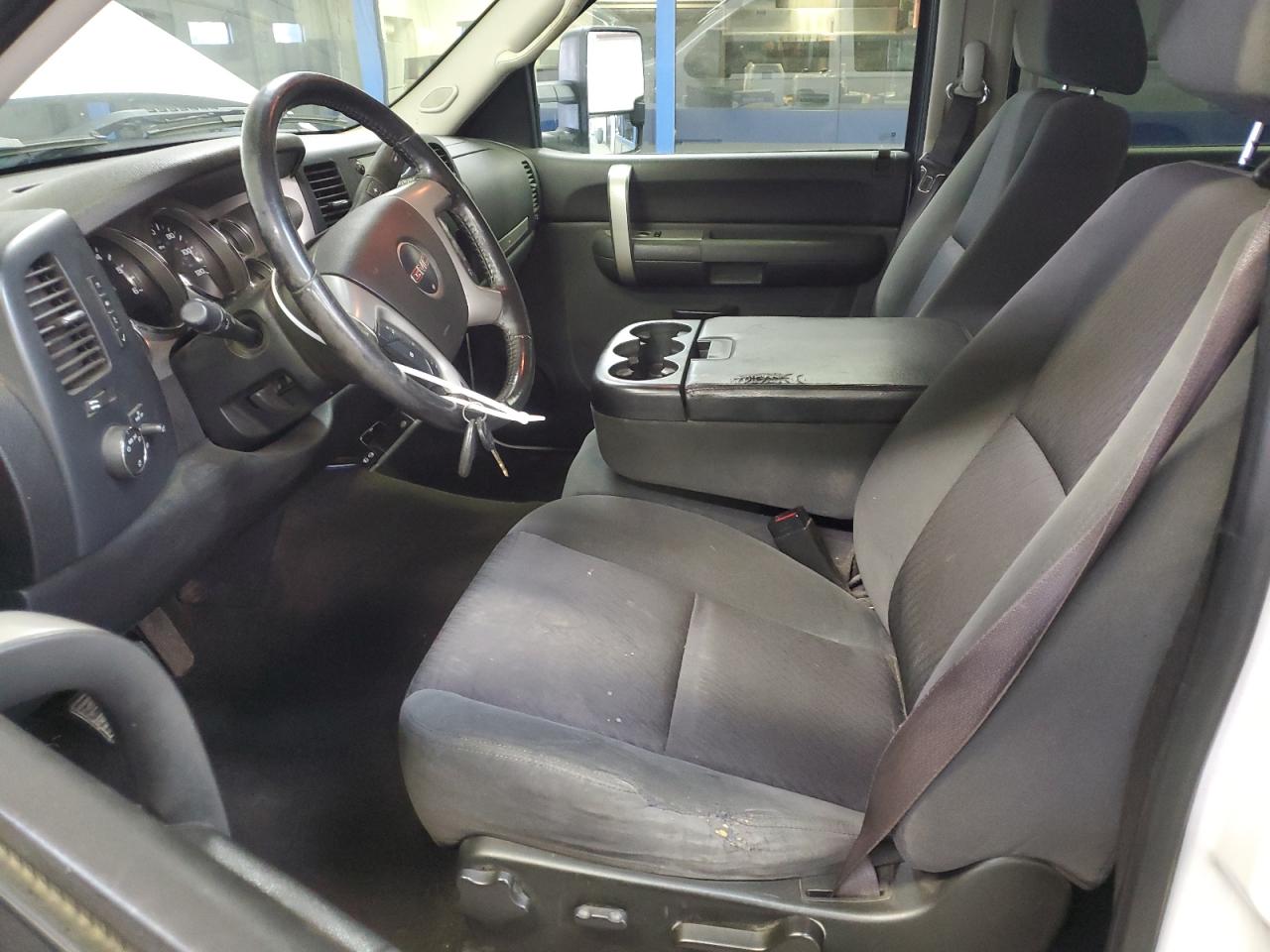 2009 GMC Sierra VIN 3GTEK23M49G138868 Copart auction photo, front end / side damage thumbnail 7