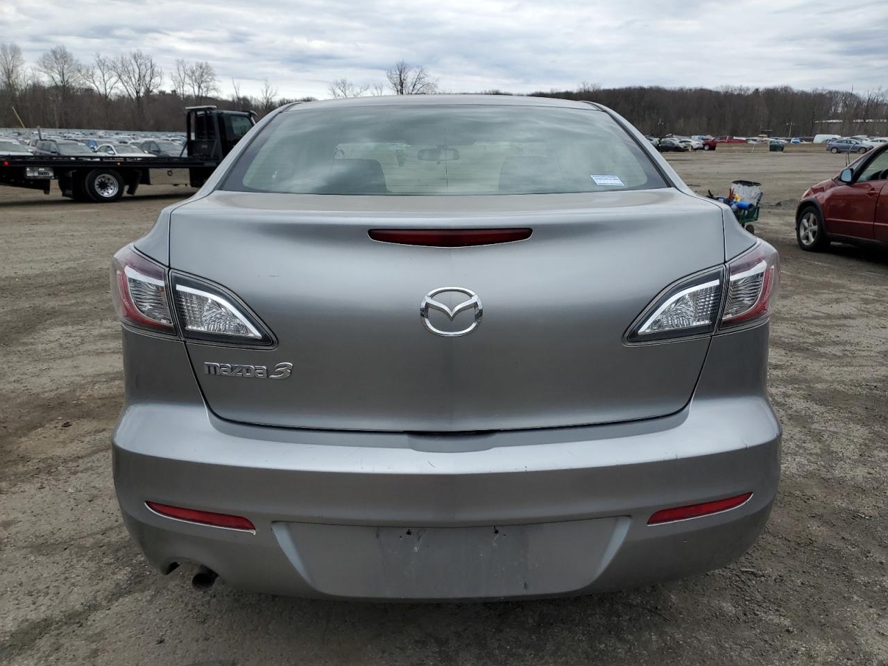 2013 Mazda 3 VIN JM1BL1TG6D1780083 Copart auction photo, front end / minor dent/scratches damage thumbnail 6
