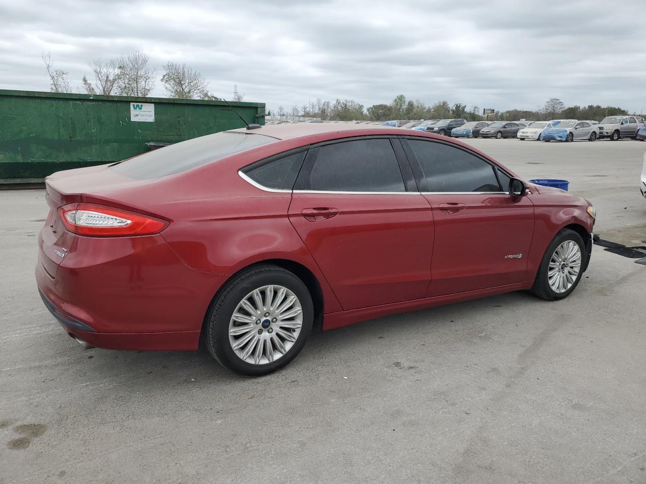 2013 Ford Fusion VIN 3FA6P0LUXDR338330 Copart auction photo, front end damage thumbnail 3