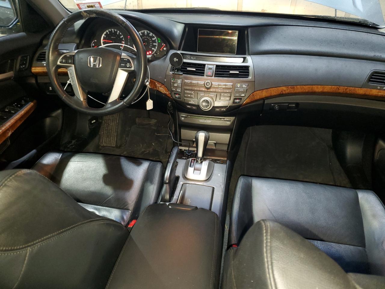 2011 Honda Accord VIN 1HGCP3F84BA005756 Copart auction photo, front end / minor dent/scratches damage thumbnail 8