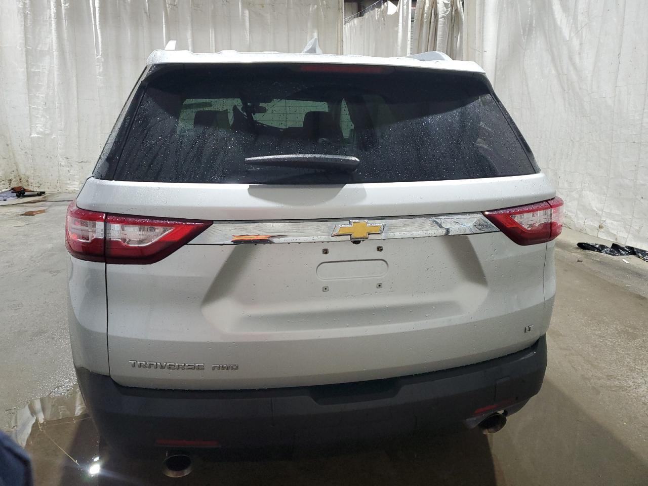 2018 Chevrolet Traverse VIN 1GNEVGKW9JJ184679 Copart auction photo, front end damage thumbnail 6
