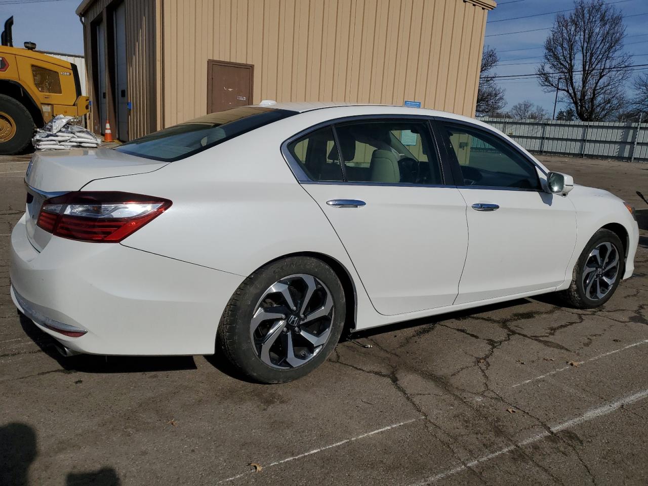 2017 Honda Accord VIN 1HGCR2F82HA274495 Copart auction photo, rear end / side damage thumbnail 3